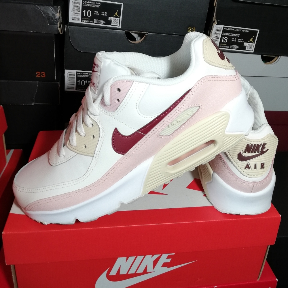 NIKE AIR MAX 90S PREMIUM SAIL/PINK/TEAM RED WOMEN US SIZE 6.5 NEW IN BOX